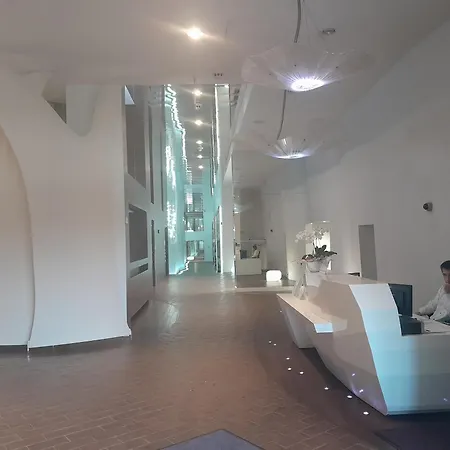 Ikona Sea Towers - 28th Floor - 360 Panorama Penthouse - グディニャ