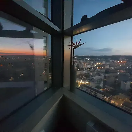 Sea Towers - Panoramic Sky Penthouse - 28th Floor *