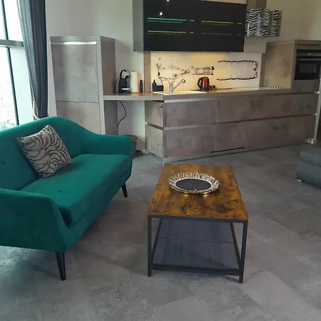 Ikona Sea Towers - 28th Floor - 360 Panorama Penthouse - アパート