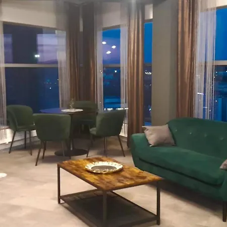 Apartamento Panoramic Penthouse - 28Th Floor - Sea & City View- Szklany Narozny Wierzcholek Sea Towers *