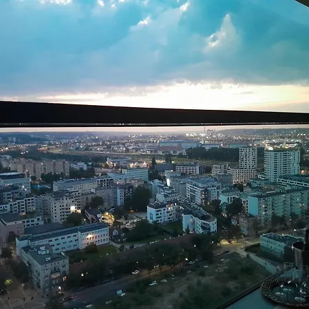 Sea Towers - Panoramic Sky Penthouse - 28th Floor *