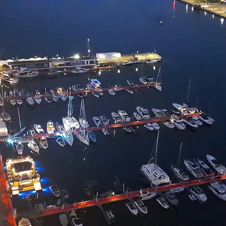 Ikona Sea Towers - 28th Floor - 360 Panorama Penthouse - アパート *