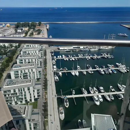 Sea Towers - Panoramic Sky Penthouse - 28th Floor Gdynia