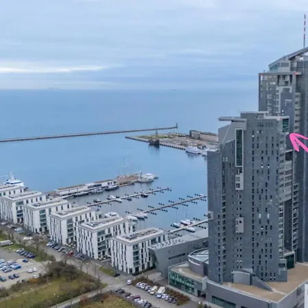 Sea Towers - Panoramic Sky Penthouse - 28th Floor Appartamento